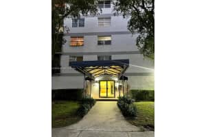8950 NE 8th Ave APT 502, Miami, FL 33138, Sold 11/08/24