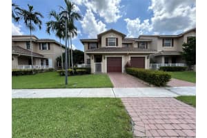 3339 Lakeside Dr #35, Davie, FL 33328, Sold 07/15/24