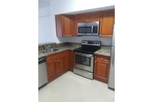 5085 NW 7th St APT 505, Miami, FL 33126, Sold 10/07/24