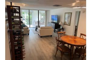 16100 Golf Club Rd APT 210, Weston, FL 33326, - MLS#A11597967