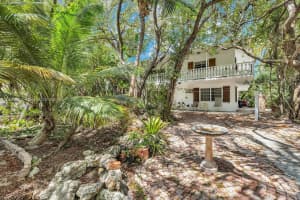 154 Ocean View Dr, Tavernier, FL 33070, Sold 11/27/24