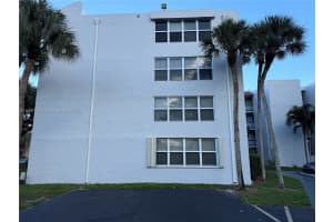 9461 Evergreen Pl, Davie, FL 33324, Sold 10/03/24