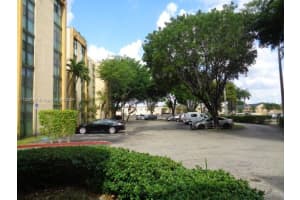 11750 SW 18th St Apt 421-1, Miami, FL 33175, Sold 10/07/24