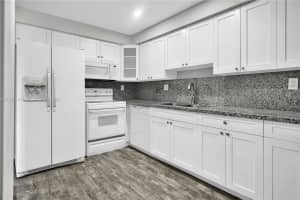 5800 SW 127th Ave APT 2415, Miami, FL 33183, Sold 10/01/24
