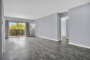 5800 SW 127th Ave APT 2415, Miami, FL 33183, Sold 10/01/24