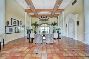 201 SW 116th Ave 22 205, Pembroke Pines, FL 33025, Sold 07/17/24
