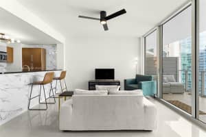 300 S Biscayne Blvd t 3407, Miami, FL 33131, Sold 09/05/24