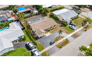 8641 NW 7th Ct, Pembroke Pines, FL 33024, Sold 09/10/24