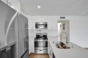 242 Markham L, Deerfield Beach, FL 33442, Sold 11/26/24