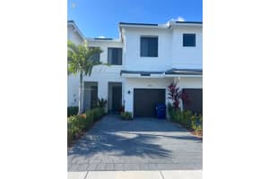 MLS# A11598553, Homestead, Florida 33032