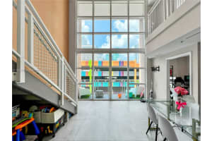 Vizcayne, 253 NE 2nd St APT 411, Miami, FL 33132, Sold 08/30/24