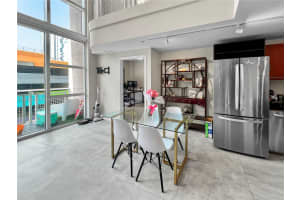 Vizcayne, 253 NE 2nd St APT 411, Miami, FL 33132, Sold 08/30/24