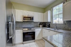 11541 NW 76th St, Medley, FL 33178, Sold 07/31/24