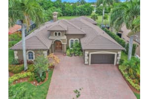 561 Enclave Cir E, Pembroke Pines, FL 33027, Sold 07/19/24