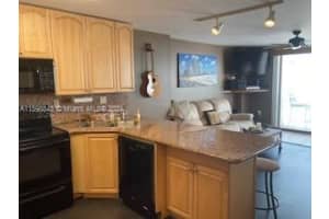 345 Ocean Dr APT 714, Miami Beach, FL 33139, - MLS#A11598843