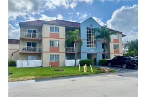 18820 NW 57th Ave APT 101, Hialeah, FL 33015, Sold 08/08/24
