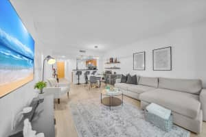 Vizcayne, 253 NE 2nd St APT 1806, Miami, FL 33132, Sold 11/18/24