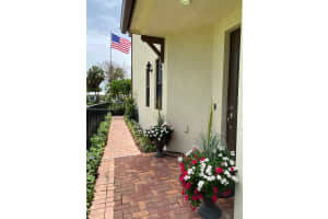 4841 NW 55th Pl, Tamarac, FL 33319, Sold 07/25/24