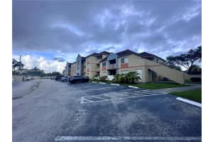 18890 NW 57th Ave, Hialeah, FL 33015, Sold 07/25/25