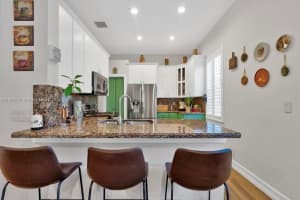 1745 Aspen Ln, Weston, FL 33327, Sold 11/07/24