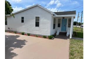 433 N 16th St, Fort Pierce, FL 34950, Sold 11/15/24