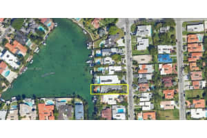 8826 Hawthorne Ave, Surfside