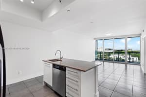 888 Biscayne Blvd APT 611, Miami, FL 33132, Sold 08/16/24