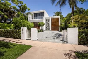 2179 Meridian Ave, Miami Beach, FL 33139, Sold 01/06/25