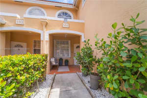 14807 Balgowan Rd Apt 103-12, Miami Lakes, FL 33016, Sold 07/22/24