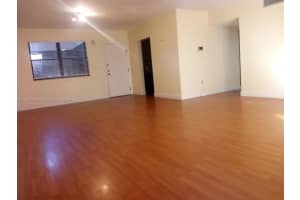 461 Ives Dairy Rd Apt 202-2, Miami, FL 33179, Sold 12/05/24