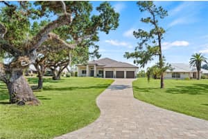 1311 Riverbend Drive La Belle, FL 33935 - MLS#A11599511