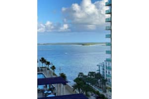 1200 Brickell Bay Dr APT 1721, Miami, FL 33131, Sold 10/24/24