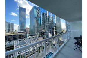 1200 Brickell Bay Dr APT 1721, Miami, FL 33131, Sold 10/24/24