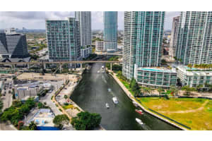 31 SE 6th St APT 1102, Miami, FL 33131, Sold 12/13/24
