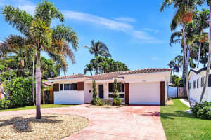 1206 Lincoln St, Hollywood, FL 33019, - MLS#A11599694