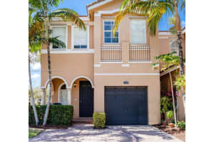 2555 SE 13th Ct, Homestead, FL 33035, Sold 07/30/24