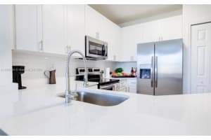 2555 SE 13th Ct, Homestead, FL 33035, Sold 07/30/24
