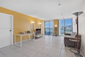 555 NE 15th St #15k, Miami, FL 33132, Sold 01/03/25