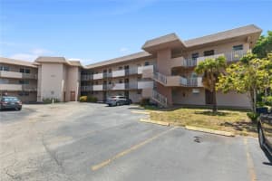 1200 Tallwood Ave APT 310, Hollywood, FL 33021, Sold 11/05/24
