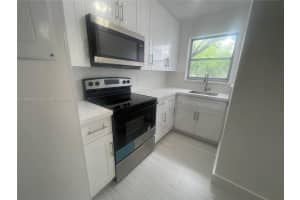 110 Fontainebleau Blvd APT 201, Miami, FL 33172, Sold 07/31/24