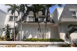 813 NE 27th Ave #813, Hallandale Beach, FL 33009, Sold 09/17/24