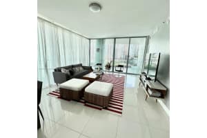 90 SW 3rd St APT 1504, Miami, FL 33130, Sold 10/31/24