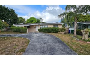 2431 Largo Dr, Miramar, FL 33023, Sold 09/27/24