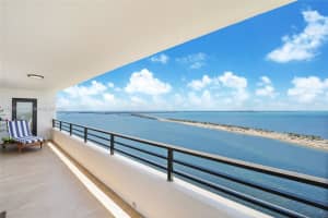 2333 Brickell Ave PH-102, Miami, FL 33129, Sold 11/07/24