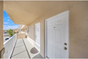 2650 W 76th St APT 208, Hialeah, FL 33016, Sold 10/16/24