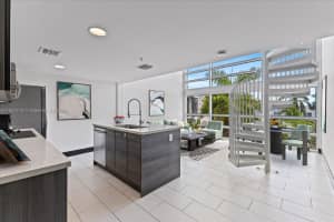 421 Meridian Ave APT 19, Miami Beach, FL 33139, - MLS#A11600210