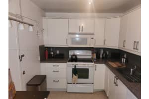 400 Kings Point Dr APT 1107, Sunny Isles Beach, FL 33160, Sold 01/31/25