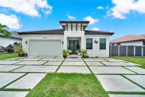 17320 SW 92nd Ct, Palmetto Bay, FL 33157, Sold 10/23/24