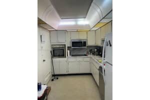 400 Kings Point Dr APT 527, Sunny Isles Beach, FL 33160, - MLS#A11600358