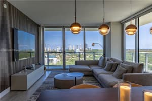 16385 Biscayne Blvd Unit 1521, Aventura, FL 33160, Sold 08/09/24